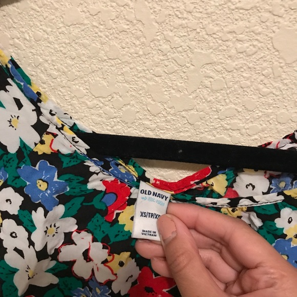 FLORAL // TOP 💐 - Picture 4 of 4